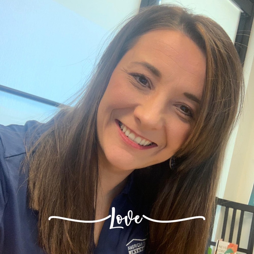Meet your Posher, Laci